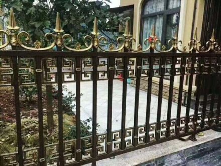 鋁藝護欄褪色、掉漆怎么辦？